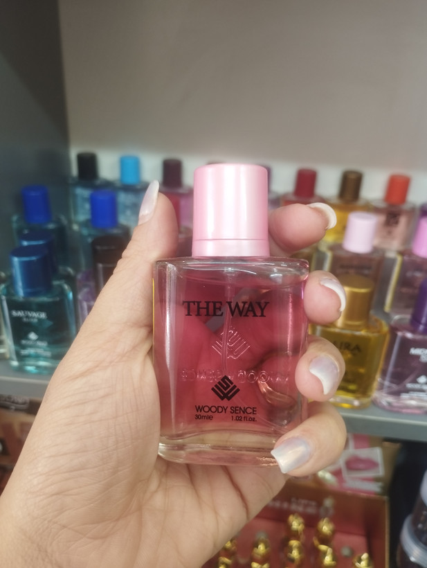 عطر ادوپرفیوم مدل زنانه وددی سنس با رایحه یارا با ماندگاری بالا